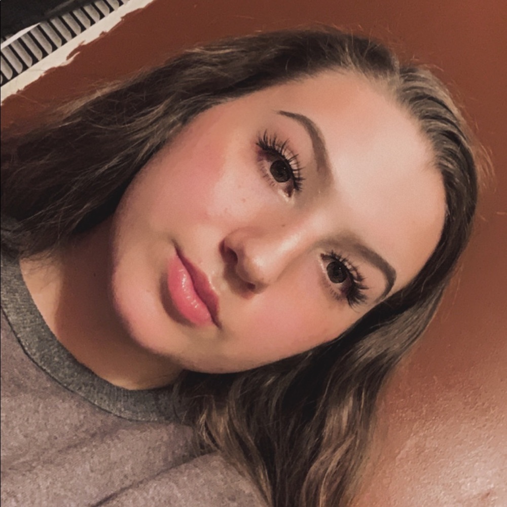 Meet your Posher, Libby